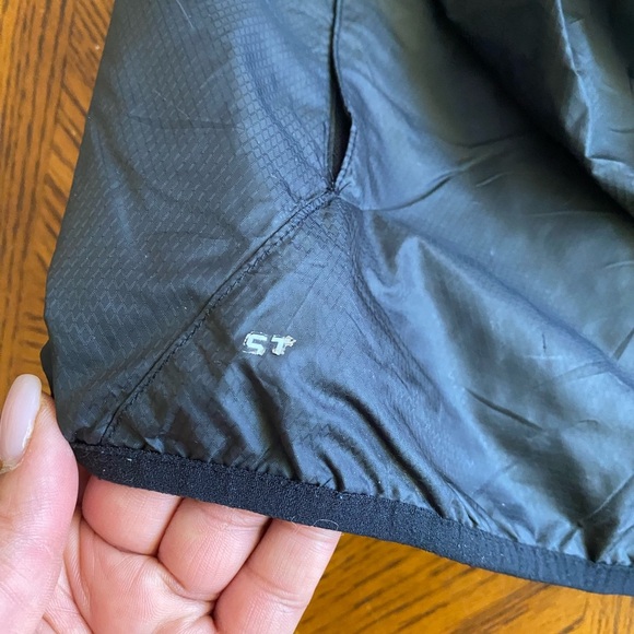 Nike Storm Women's Navy Windbreaker - Picture 6 of 8